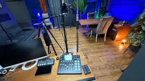 Context Podcast Studio București – studio de podcast, Iancului 128